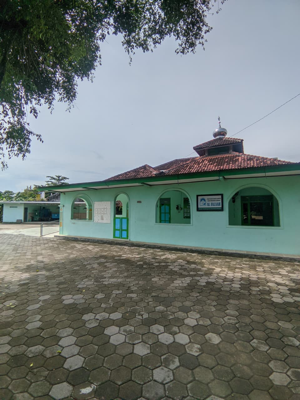 Masjid Tampak Depan