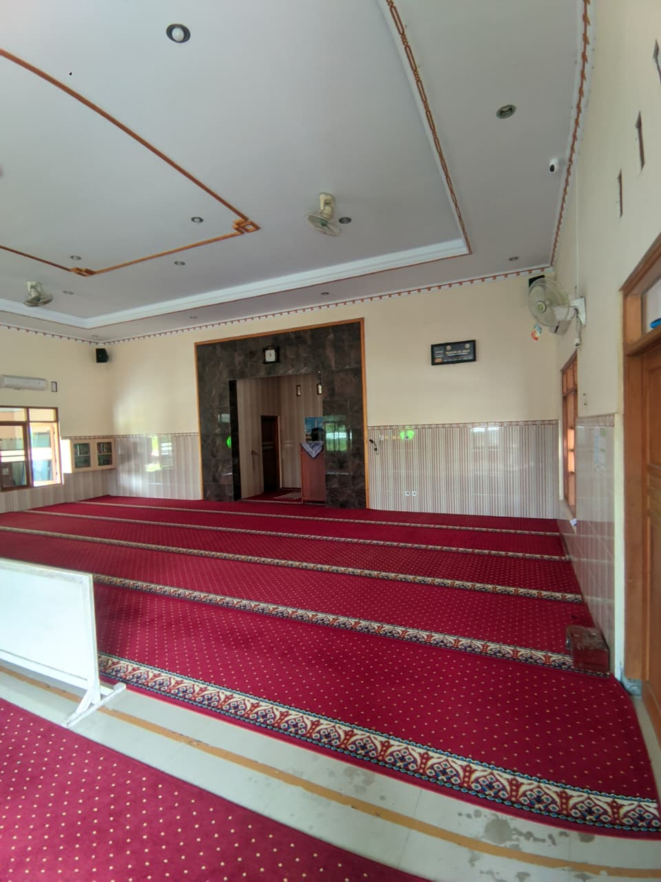 Area Sholat Masjid