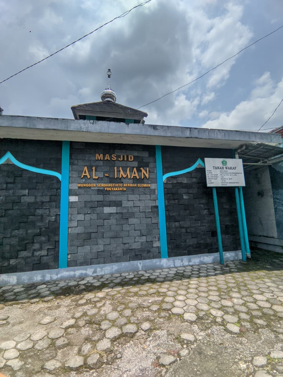Masjid Tampak Depan