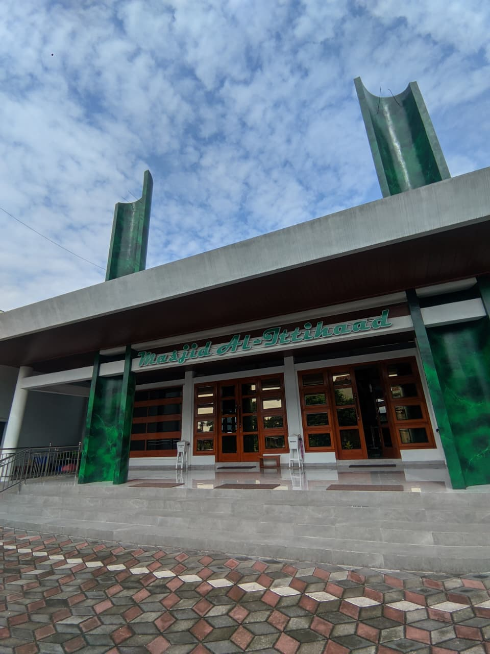 Masjid Tampak Depan