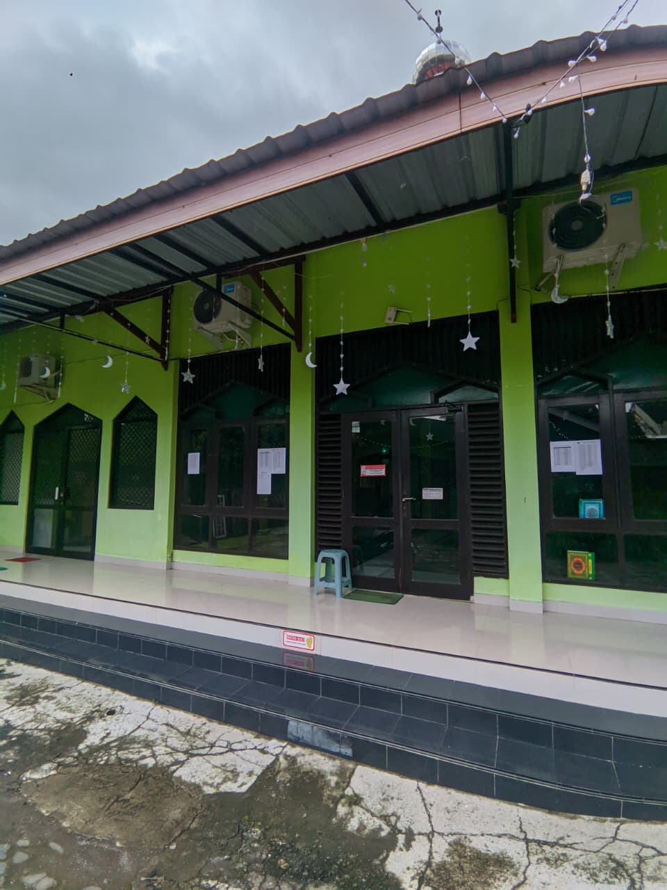 Masjid Tampak Depan