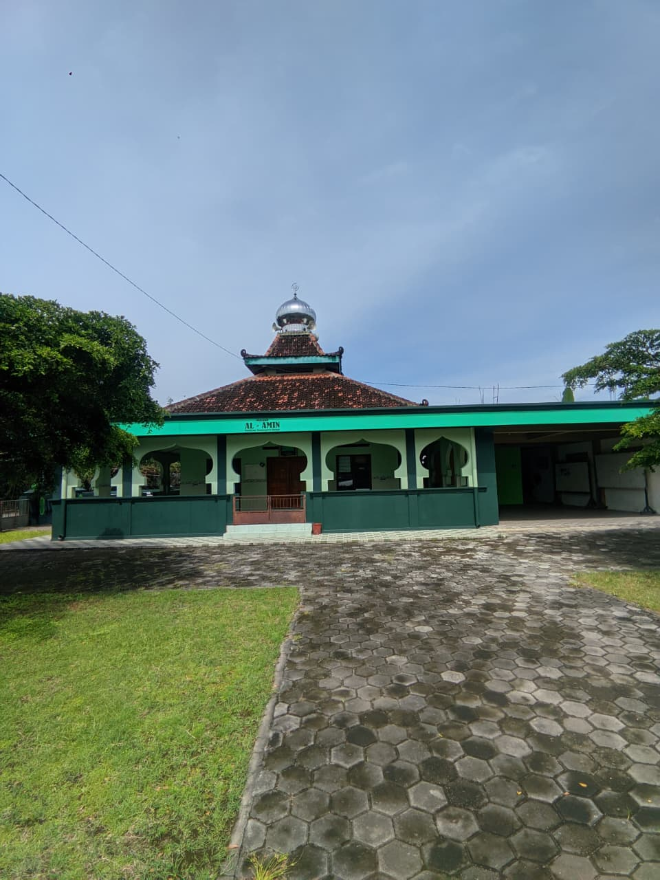 Masjid Tampak Depan
