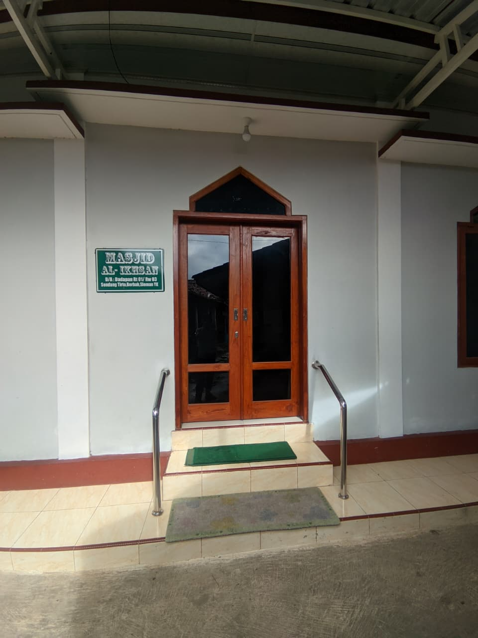 Masjid Tampak Depan