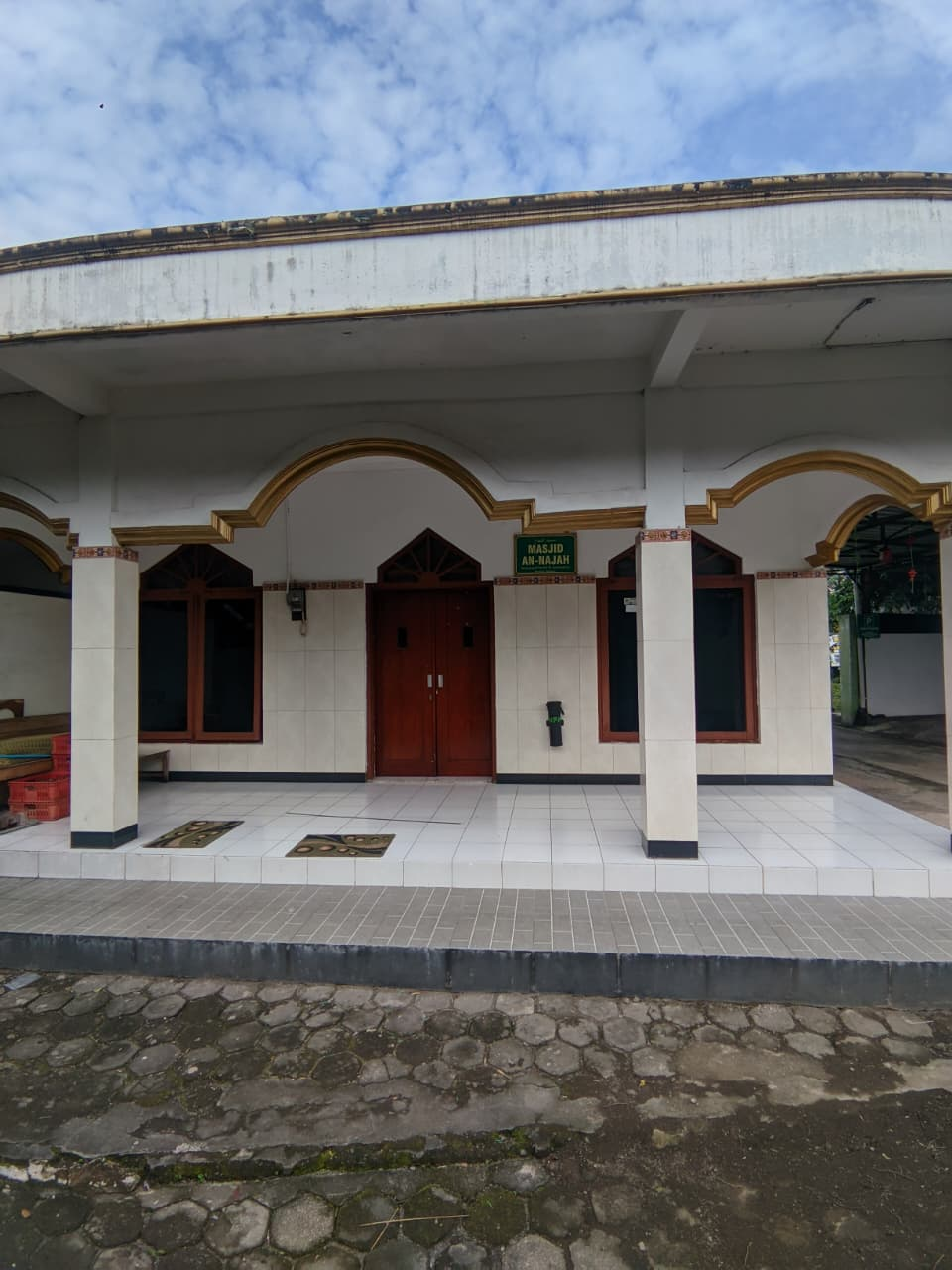Masjid Tampak Depan