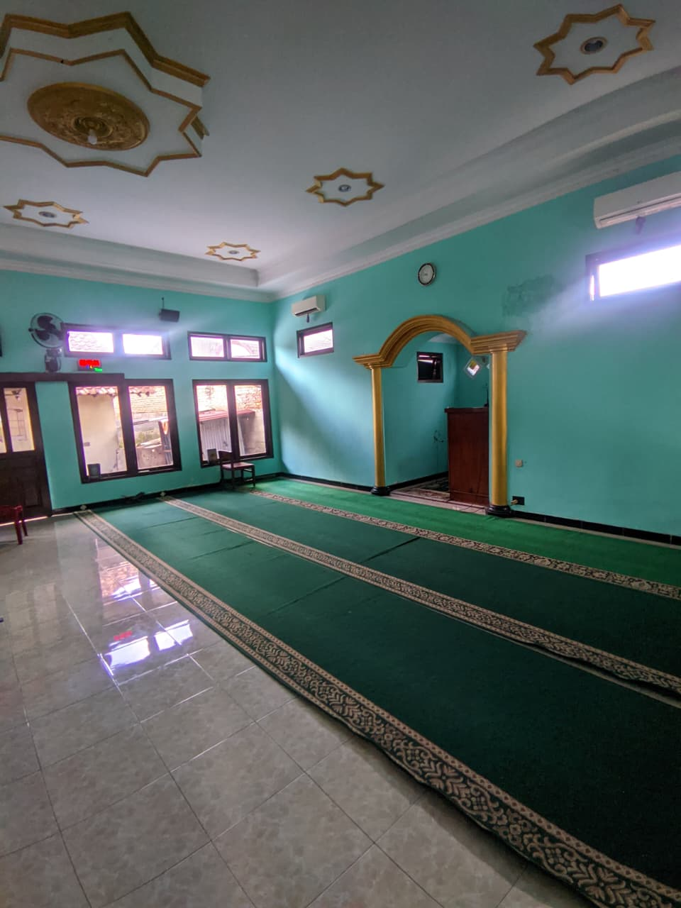 Masjid Saat Malam Hari