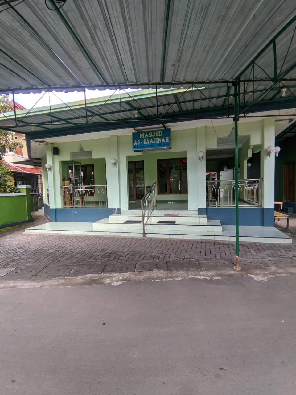 Masjid Tampak Depan