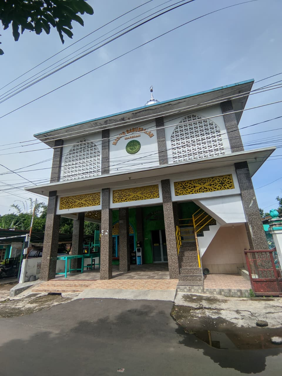 Masjid Tampak Depan