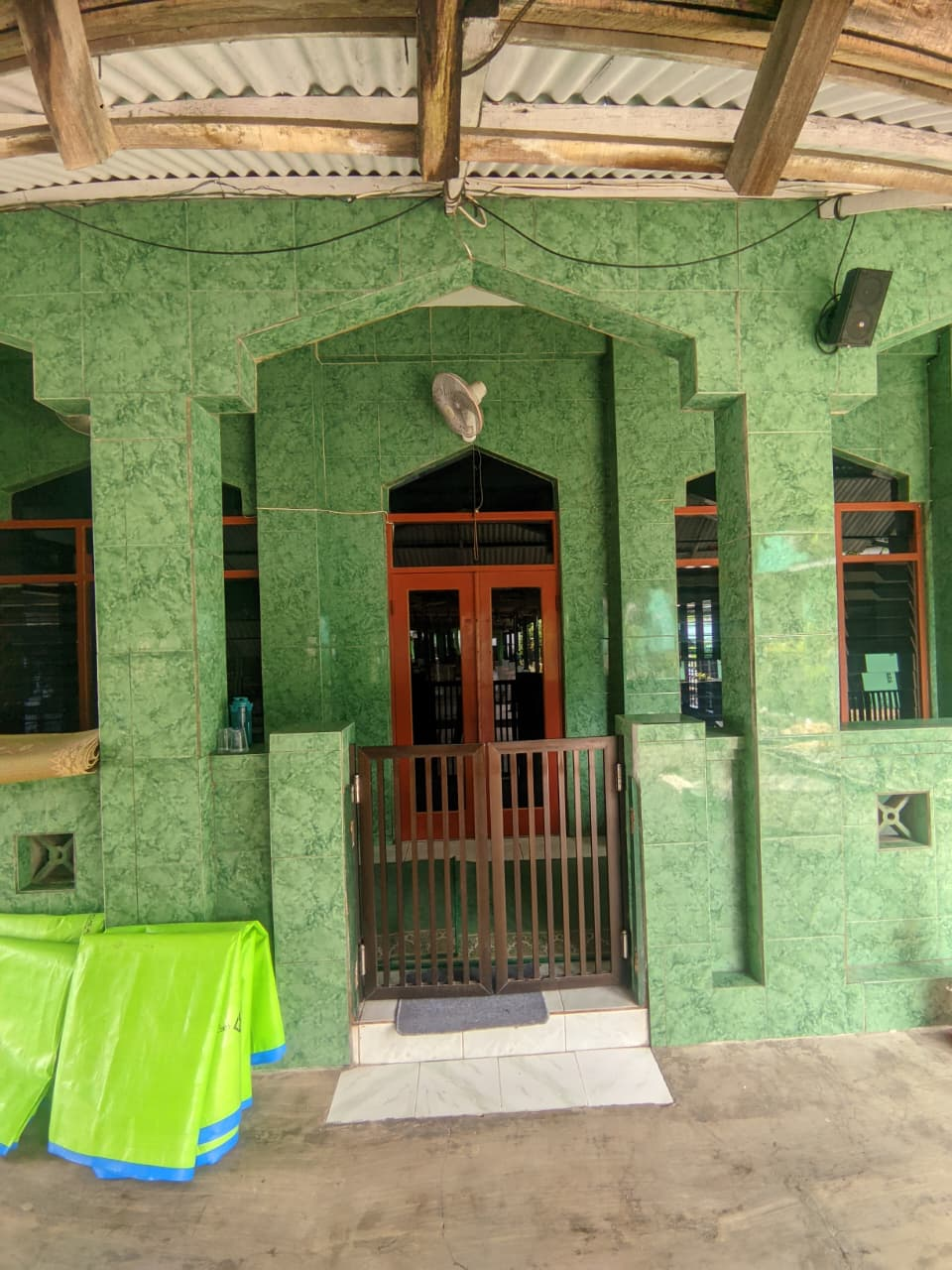 Masjid Tampak Depan