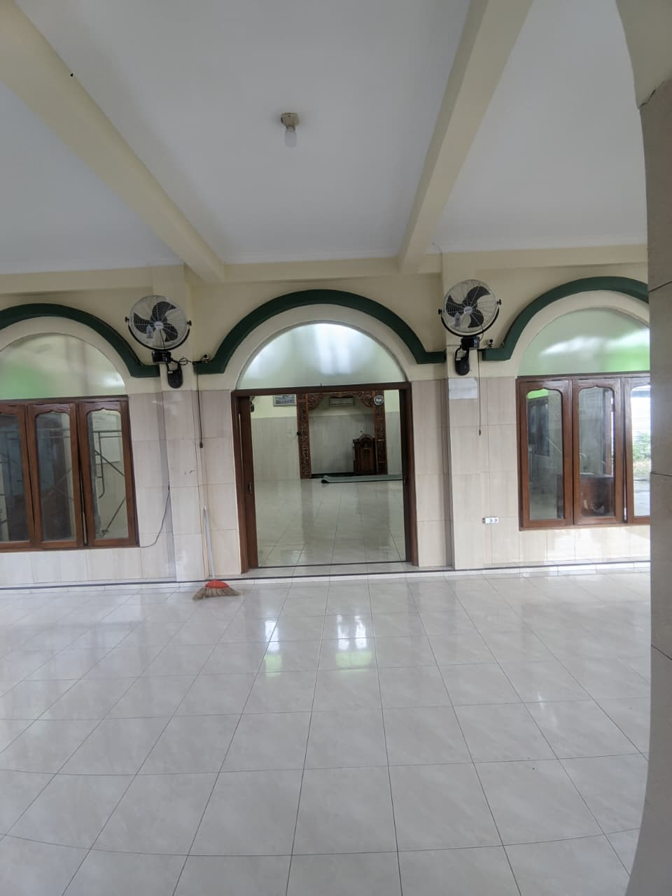 Masjid Tampak Depan