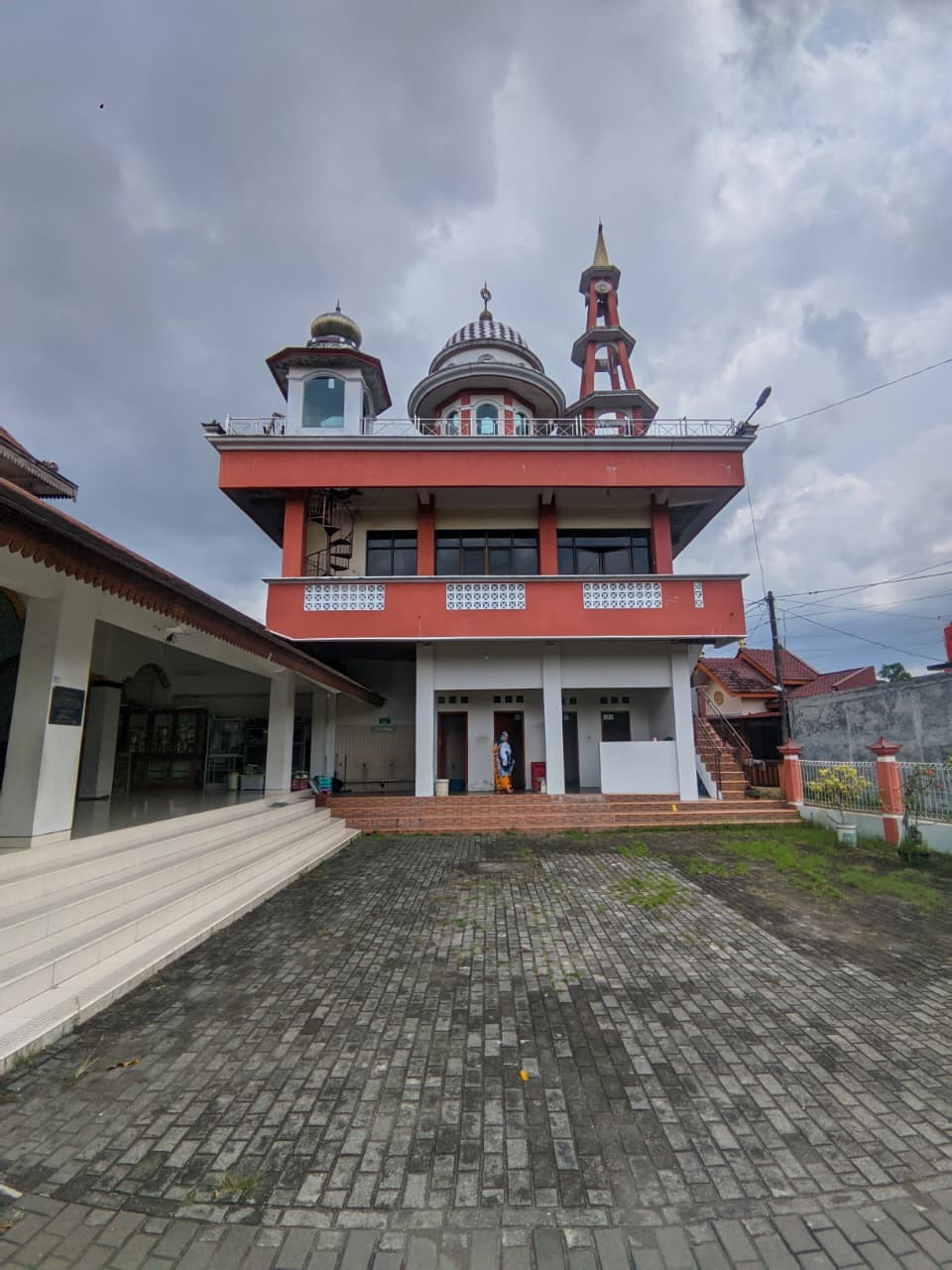 Masjid Saat Malam Hari