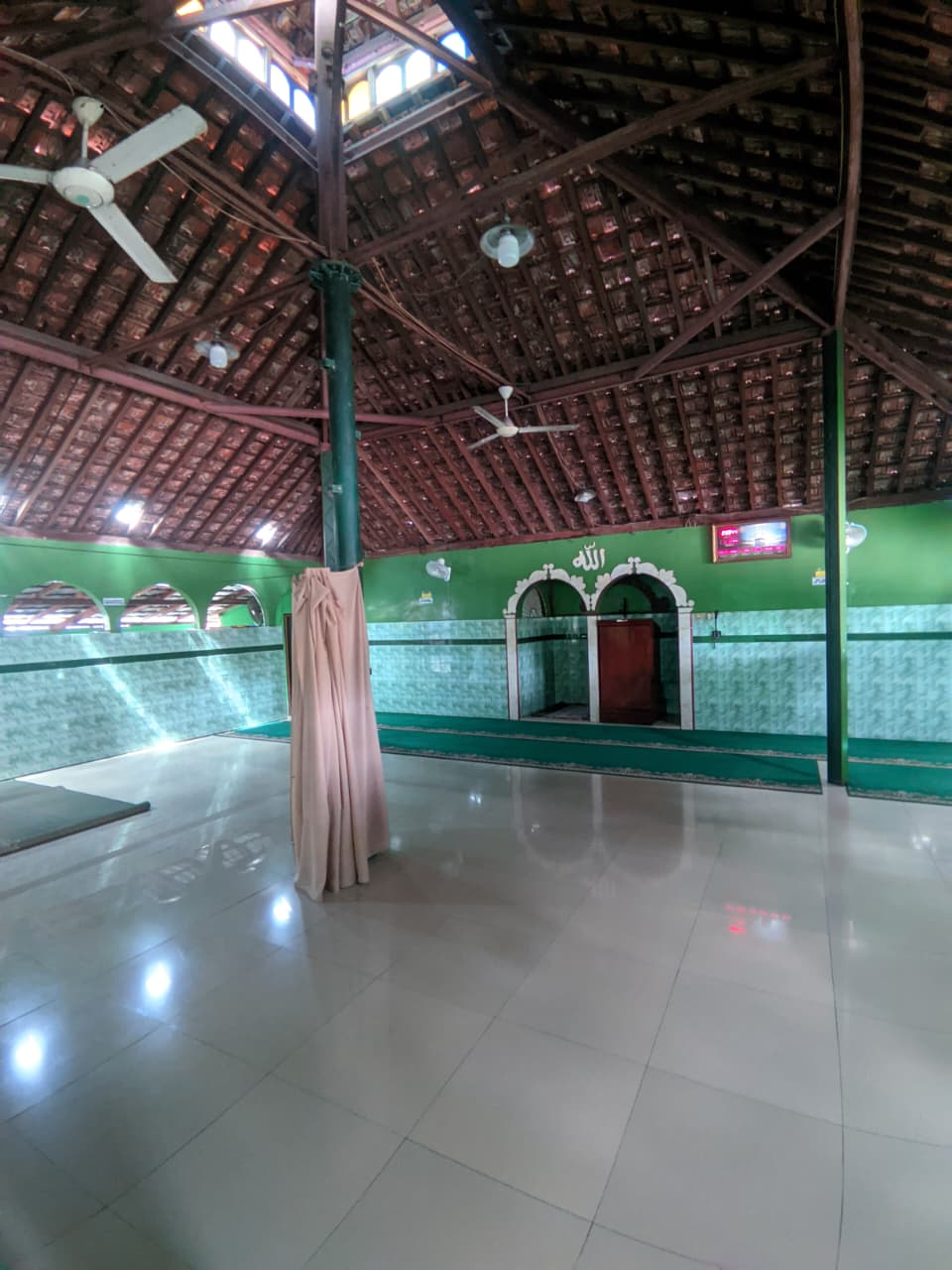 Interior Masjid