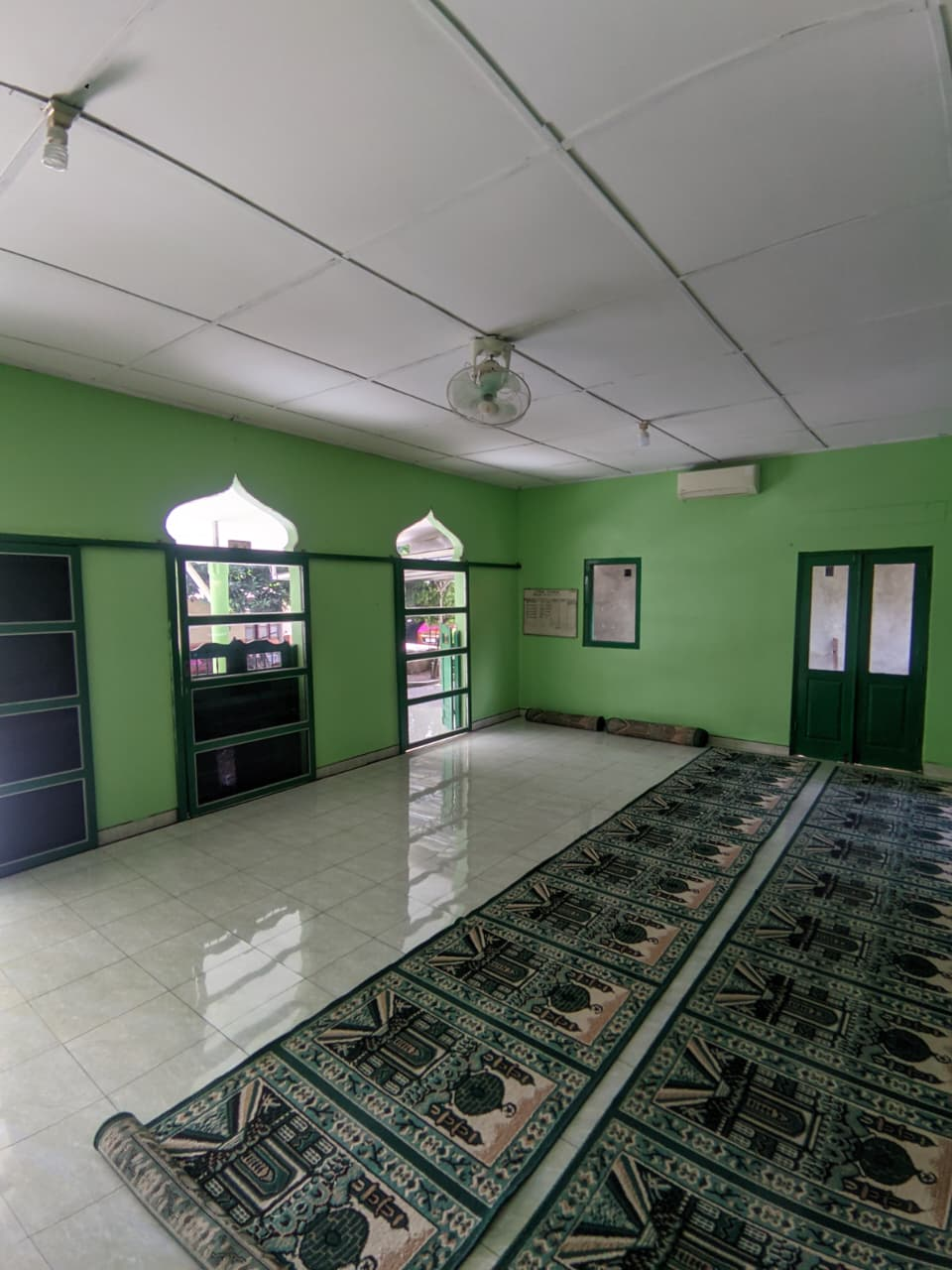 Masjid Saat Malam Hari
