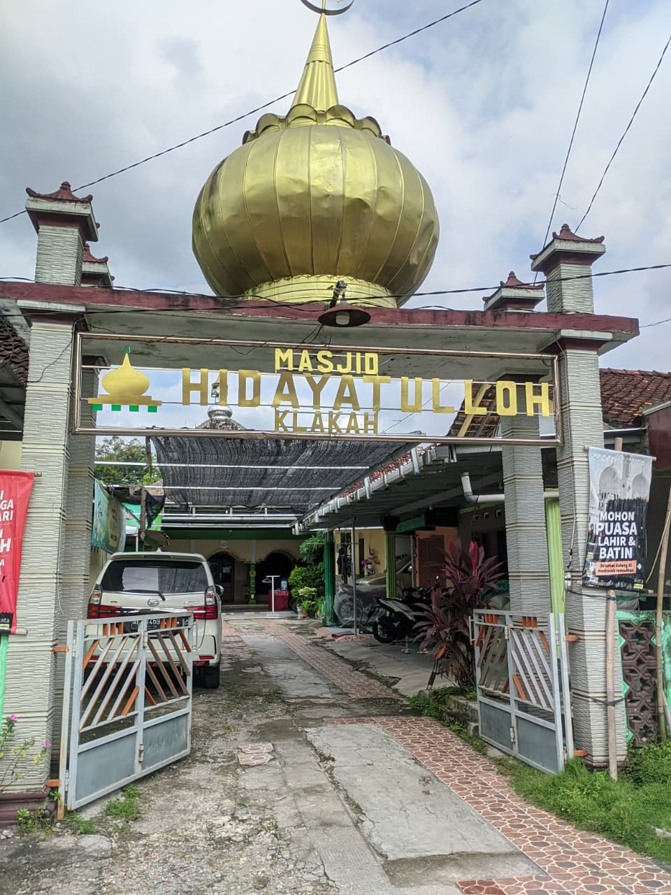 Masjid Tampak Depan
